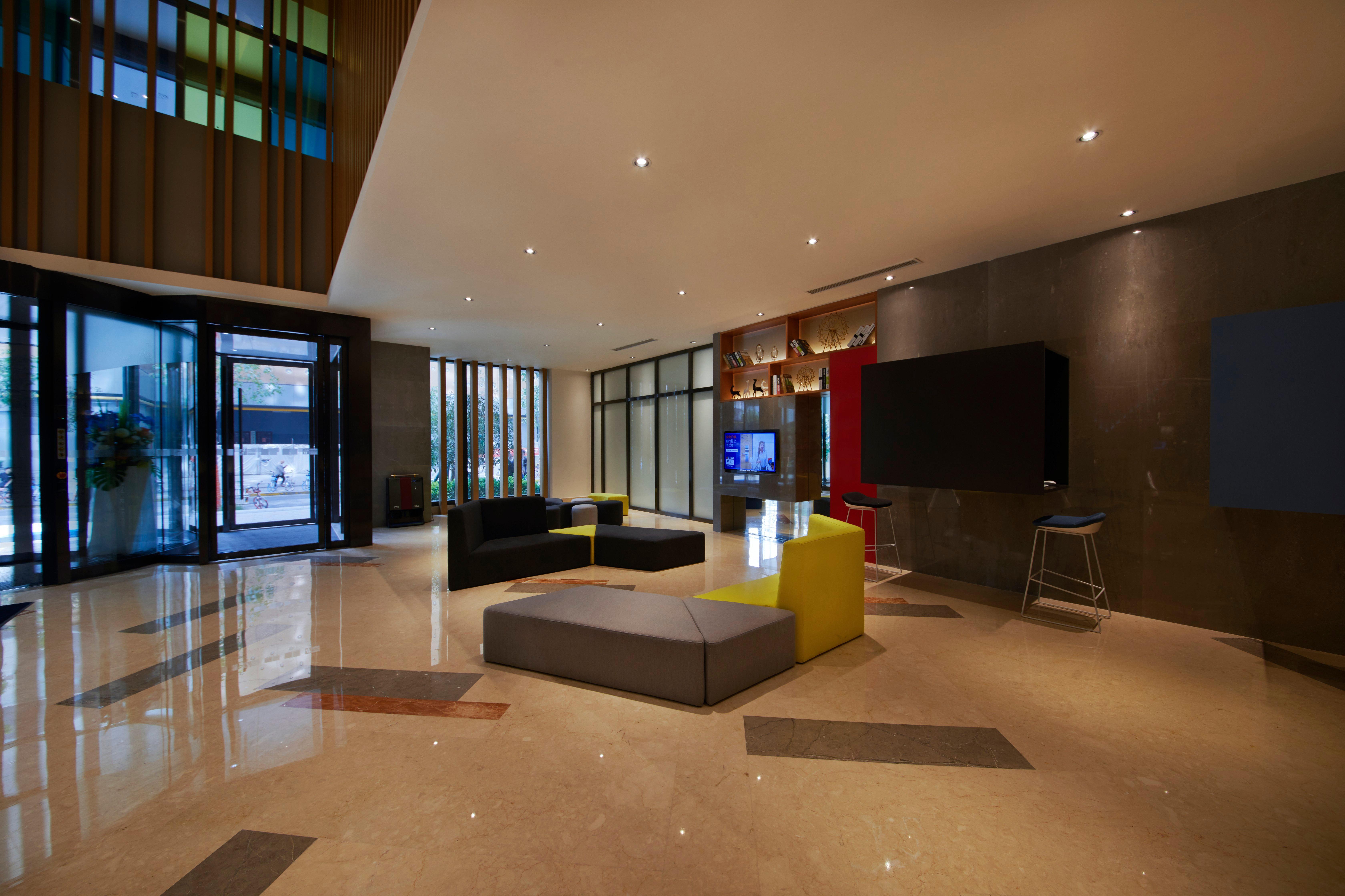 Holiday Inn Express Zhengzhou Zhengdong By Ihg Exterior foto