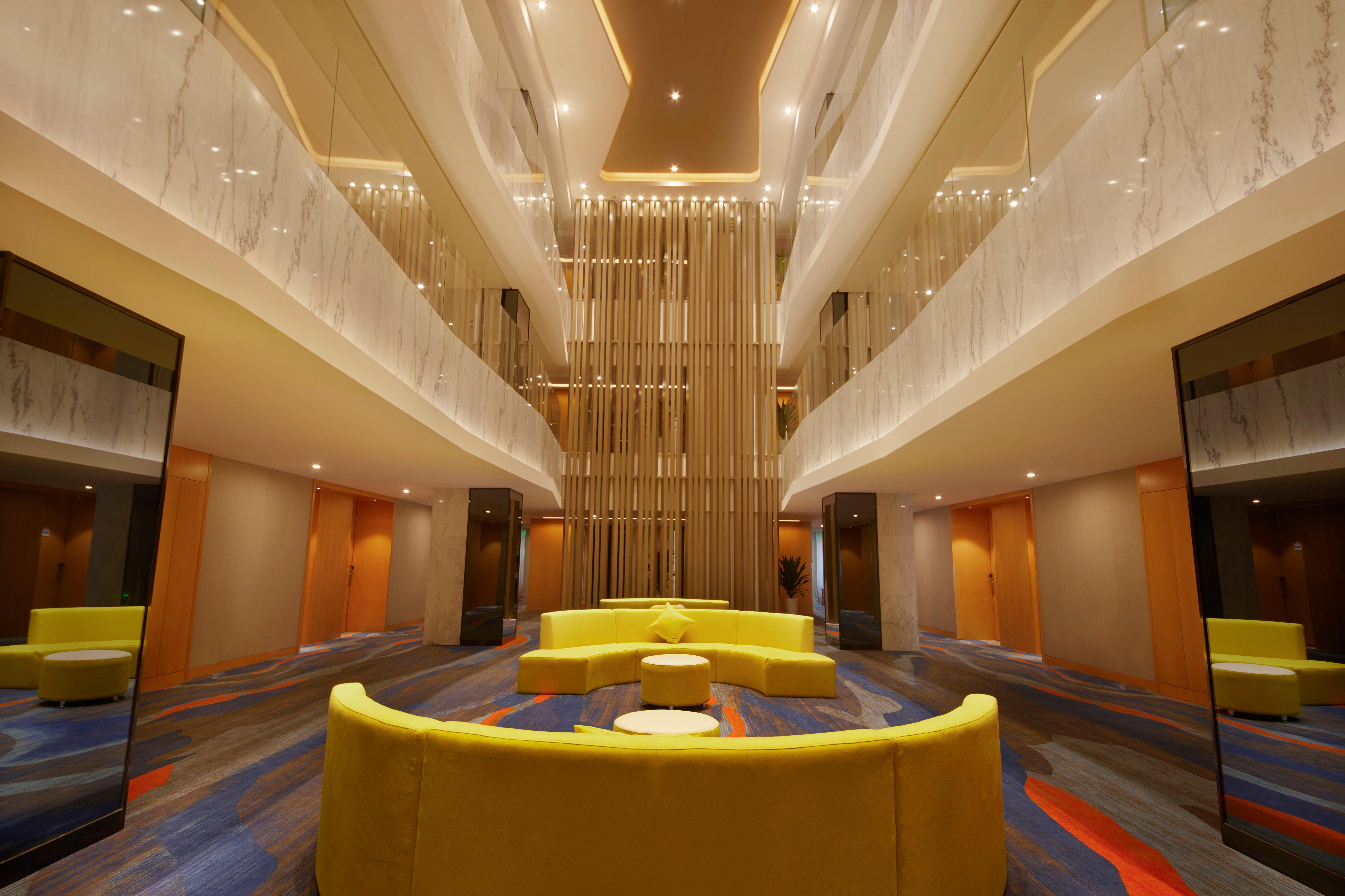 Holiday Inn Express Zhengzhou Zhengdong By Ihg Exterior foto