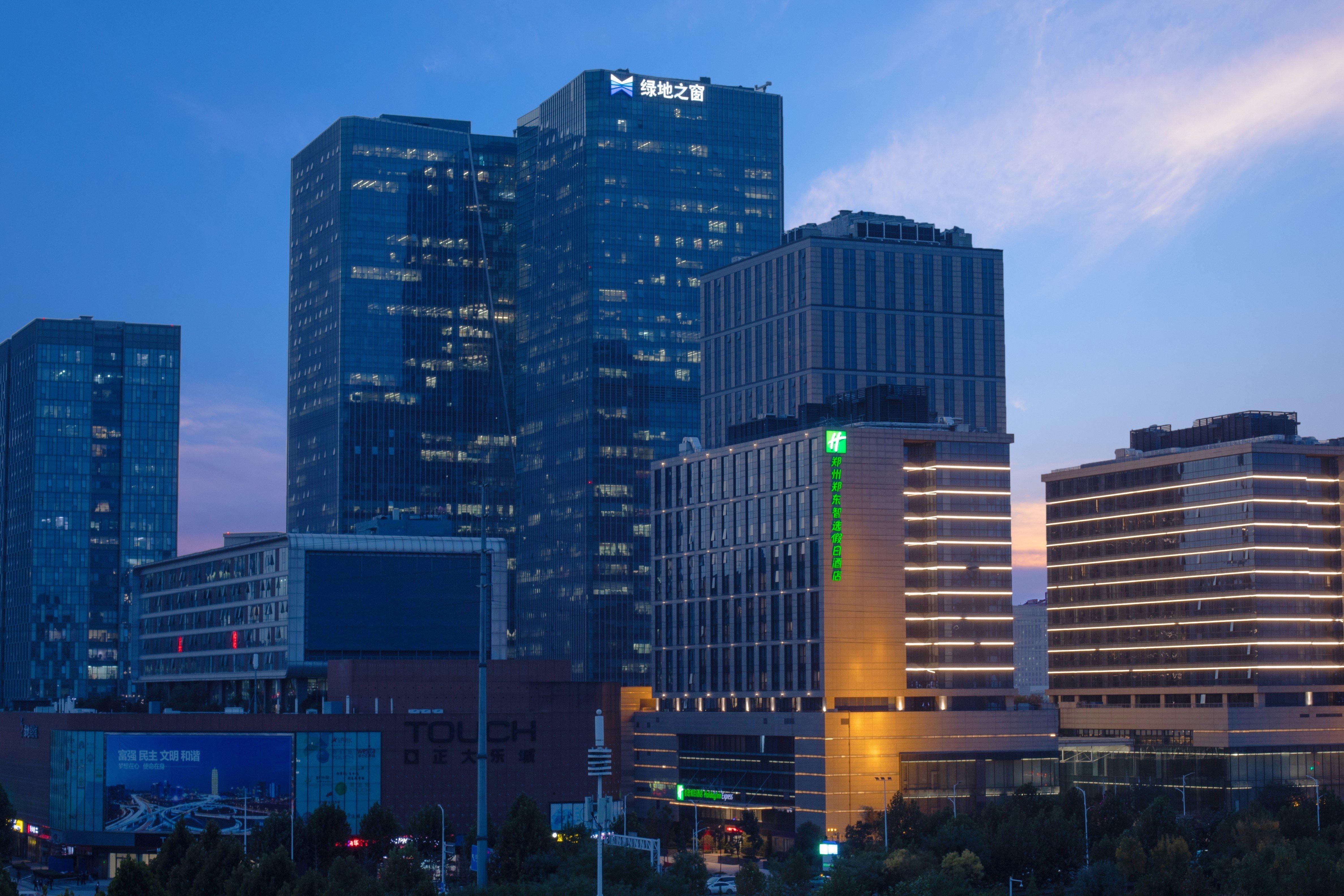 Holiday Inn Express Zhengzhou Zhengdong By Ihg Exterior foto