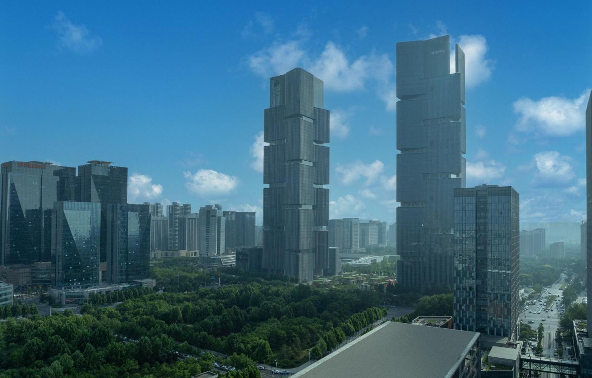 Holiday Inn Express Zhengzhou Zhengdong By Ihg Exterior foto